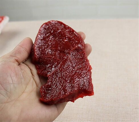 2Pcs Real Looking Handcrafted Fake Meat - Artificial Pork Steak Raw Beef for Display Prop in Kuwait