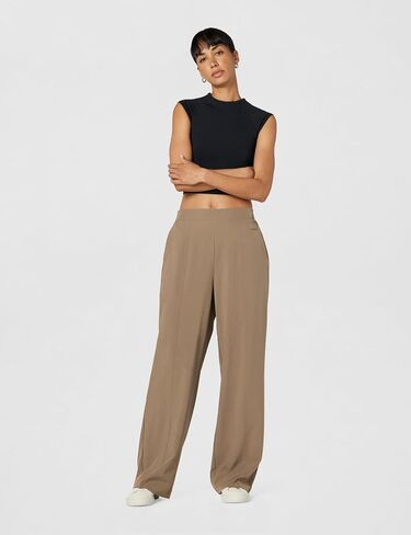Calvin Klein Women's Commuter Woven Pants in Kuwait
