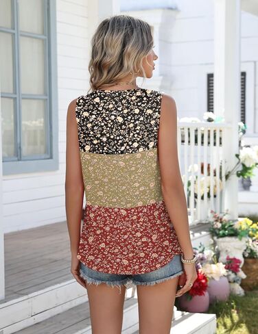 Zeagoo Women Summer Tank Tops Loose Fit Flowy Boho Pleated Sleeveless Shirts Crew Neck Dressy Casual Tunic Trendy Blouses in Kuwait