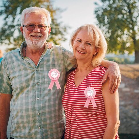 Pink Bow Grandma to Be Badge Pin, BowTie Grandpa to Be Button Pin, Pink Rosette Bowknot Baby Shower Award Ribbon Button for Grandparents, Gender Reveal/Pregnancy Announcement Party Supplies in Kuwait