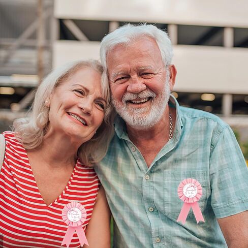Pink Bow Grandma to Be Badge Pin, BowTie Grandpa to Be Button Pin, Pink Rosette Bowknot Baby Shower Award Ribbon Button for Grandparents, Gender Reveal/Pregnancy Announcement Party Supplies in Kuwait