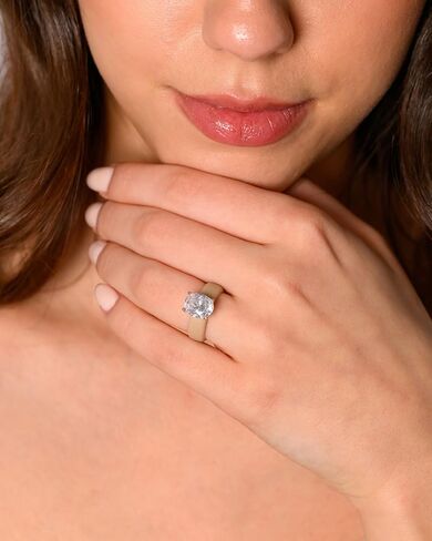 Rinfit Silicone Rings for Her - Rubber Wedding Bands Bundle - Oval Cut CZ Stone & Heart Gemstones Nude/RoseGold, Size 7 in Kuwait
