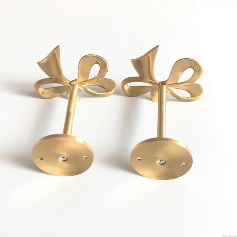 2 Pcs Brass Bow Curtain Holdbacks Wall Mounted Gold Curtain Holdbacks Bow Modern Decorative Drapery Pull Back Hooks with Screws Accessories for Living Room Bedroom Office Home in Saudi Arabia