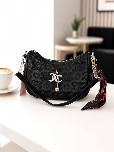 حقيبة كتف Juicy Couture Everything Nice بشعار مبطن ومحفظة هوبو مع حزام سلسلة وتفاصيل ساحرة (أسود) in Kuwait