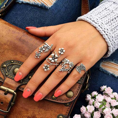 Vintage Boho Flower Ring Set for Women - 4Pcs Silver Tone Floral Leaf Stackable Rings, Bohemian Jewelry for Dress and Daily Wear in Saudi Arabia