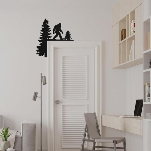 Hnatzu Metal Bigfoot Wall Decor – Sasquatch Walking Between Fir Trees – Rust-Resistant Bigfoot Gifts for Cabin, Door Frame & Outdoor Spaces in Saudi Arabia