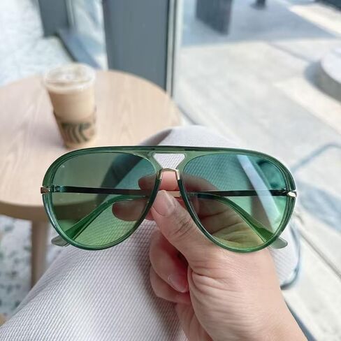 نظارات شمسية كلاسيكية كبيرة الحجم بتصميم طيار للنساء والرجال، نظارات شمسية كلاسيكية بتصميم كلاسيكي من السبعينيات للنساء والرجال in Kuwait