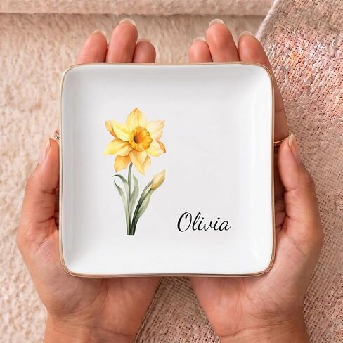 Personalized Birth Flower Jewelry Dish, Custom Name Trinket Dish, Ceramic Ring Tray for Women, Bridesmaid Friends Gift For Birthday, Mother’s Day, Wedding in Kuwait