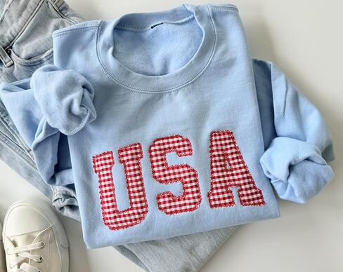 USA Sweatshirt Women Light Blue Red Gingham Patriotic Crewneck, Cute 4th of July Outfit, Memorial Day Summer Pullover in Saudi Arabia