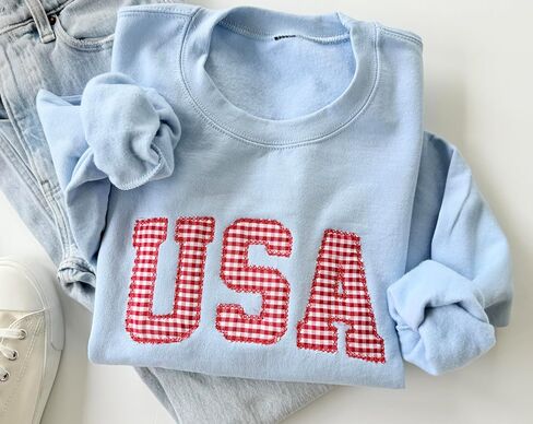 USA Sweatshirt Women Light Blue Red Gingham Patriotic Crewneck, Cute 4th of July Outfit, Memorial Day Summer Pullover in Saudi Arabia