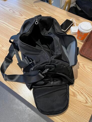 2-in-1 Gym Duffle Bag Backpack for Men & Women, Convertible Sports Bag with Shoe Compartment, Water-Resistant Travel Workout Bag for Gym, Fitness, Weekender, Black (black) in Saudi Arabia