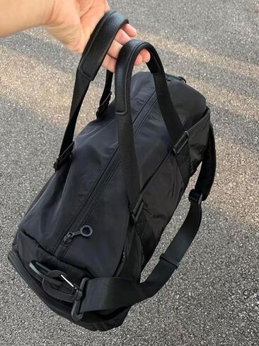 2-in-1 Gym Duffle Bag Backpack for Men & Women, Convertible Sports Bag with Shoe Compartment, Water-Resistant Travel Workout Bag for Gym, Fitness, Weekender, Black (black) in Saudi Arabia
