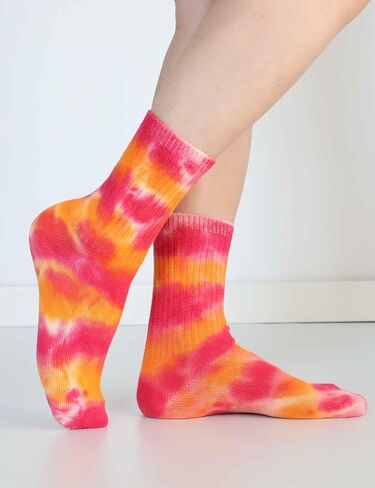 Tie Dye Socks for Men Women, Soft Cotton Blend Crew Socks, 5-Pack Unisex Novelty Socks, One Size Fits Most in Kuwait