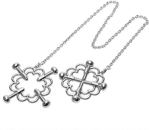 Clover Nipple Jewelry Non Piercing Four Leaf Body Chain for Women Adjustable Stainless Steel Nipple Clamps Fake Nipple Piercing Nipple Rings in Kuwait