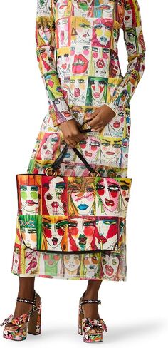 Betsey Johnson Artwork Faces Tote in Saudi Arabia