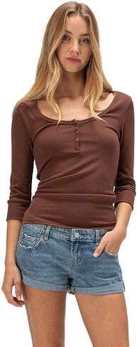 RSQ Womens Low Rise Cuffed Micro Shorts in Kuwait