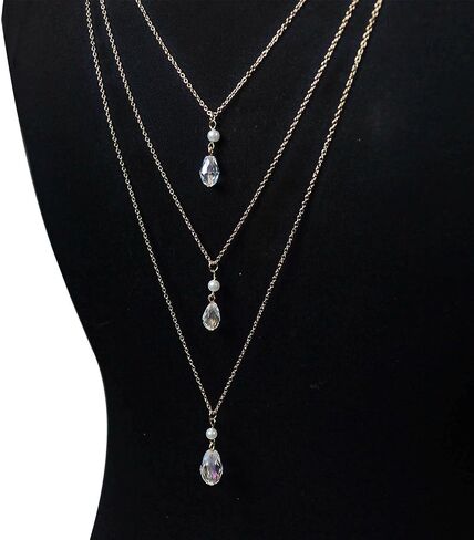 Rhinestone Back Chain for Backless Dress, Layered Pearl Backdrop Necklace, Gold Dainty Back Chain, Bridal Wedding Body Jewelry in Saudi Arabia