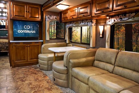 CONTINU.US Omni-Directional Amplified RV TV Antenna | CA1500B Digital TV 360° Reception, 55 Mile Range, Power Amplified Recreational Vehicle HD Caravan Antenna. Portable, Compact & Waterproof (Black) in Saudi Arabia