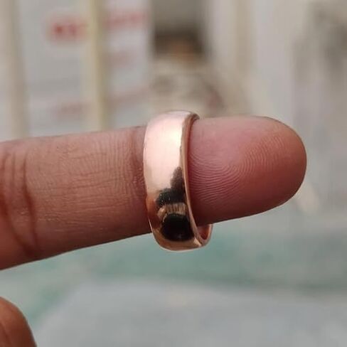 خاتم أنيق من الفولاذ المقاوم للصدأ مطلي بالنحاس للرجال والنساء، ناعم ومريح، مجوهرات زفاف بسيطة، هدية متينة وأنيقة in Kuwait