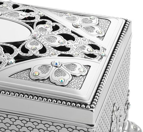 THINGS REMEMBERED Personalized Engraved Anastasia Clover Musical Keepsake Box in Saudi Arabia