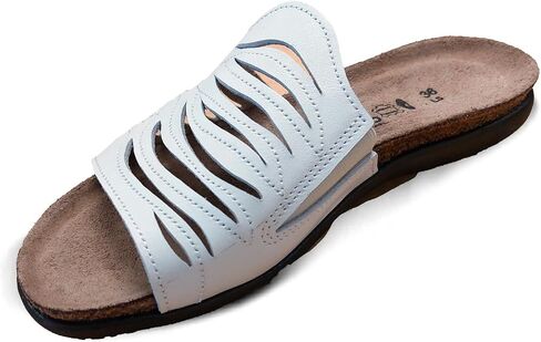 صندل Isla للسيدات من NAOT Footwear in Kuwait