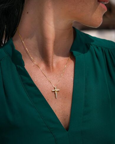 Diamond Cross Necklace Infinity 1/10 CTTW Sterling Silver - 18 Inch Chain in Kuwait