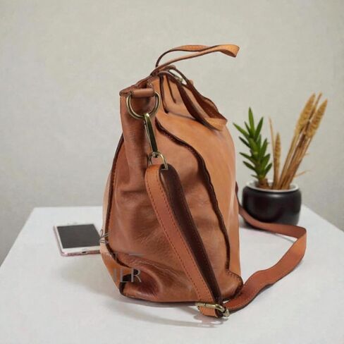 Genuine Leather Tote Bag for Women – Full Grain Shoulder Handbag with Adjustable Strap, Spacious Everyday Work Bag for Office, Travel, Shopping & College | Vintage Soft Cowhide Purse Gift for Her in Saudi Arabia