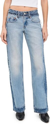 حذاء Levi's نسائي منخفض فضفاض مفكك in Kuwait