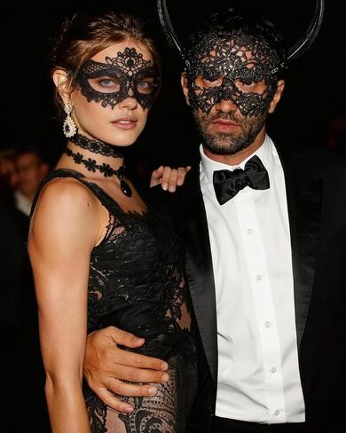 Halloween Masquerade Costume Set for Women Black Lace Masks Gloves Gothic Choker Necklace Cosplay Party Accessories in Saudi Arabia