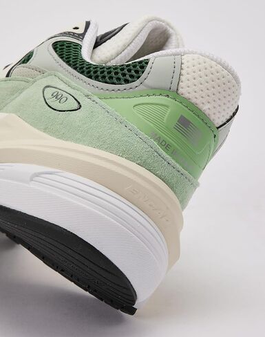 USA-Made Men's 990v6 Sneakers by New Balance in Saudi Arabia