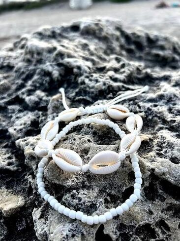 Natural Cowrie Shell Anklets for woman, White Beaded Beach Ankle Bracelet, Adjustable Summer Foot Jewelry, waterproof, novelty anklets, bracelet anklet, jewerly for woman in Saudi Arabia