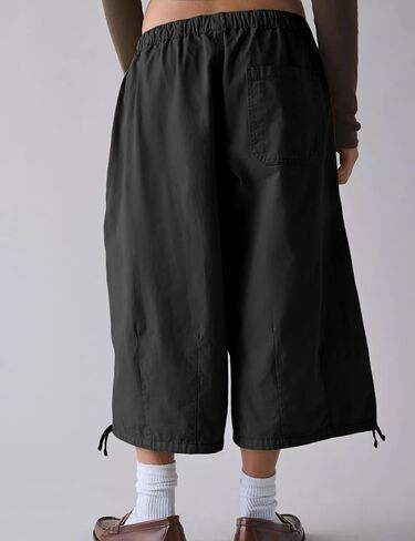 Women's Wide Leg Cargo Capris Pants Elastic Waist Baggy Cropped Pants with Poackets (Black-L) in Saudi Arabia