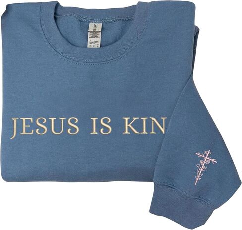 سويت شيرت COUPLEHOODIES Jesus Is King - هوديي بياقة دائرية مطرزة بالإيمان المسيحي هدية عيد ميلاد أو عيد الميلاد متعدد الألوان in Kuwait