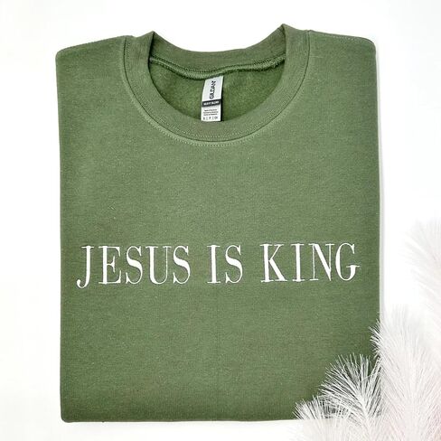 سويت شيرت COUPLEHOODIES Jesus Is King - هوديي بياقة دائرية مطرزة بالإيمان المسيحي هدية عيد ميلاد أو عيد الميلاد متعدد الألوان in Kuwait