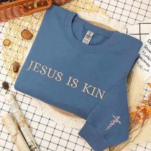 سويت شيرت COUPLEHOODIES Jesus Is King - هوديي بياقة دائرية مطرزة بالإيمان المسيحي هدية عيد ميلاد أو عيد الميلاد متعدد الألوان in Kuwait