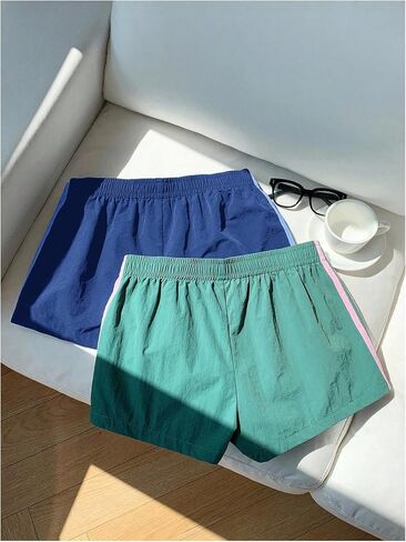 شورت قصير نسائي قصير من MakeMeChic مقاس كبير مكون من قطعتين مخطط عالي الارتفاع وخصر مرن وفضفاض مناسب in Kuwait