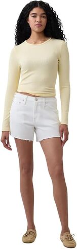 Gap Women's Relaxed Cut-Off Hem Denim Short in Kuwait