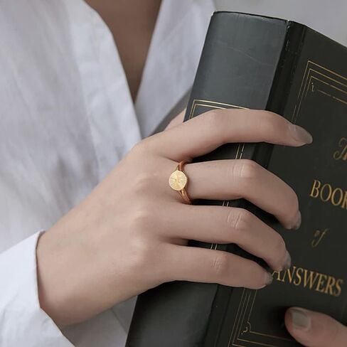 PCY Stainless Steel Round Signet Band Rings for men women Gold Silver Sunshine Pattern High Polished Stackable Hypoallergenic Wedding Cocktail Party Promise Statement Holiday Ring in Saudi Arabia
