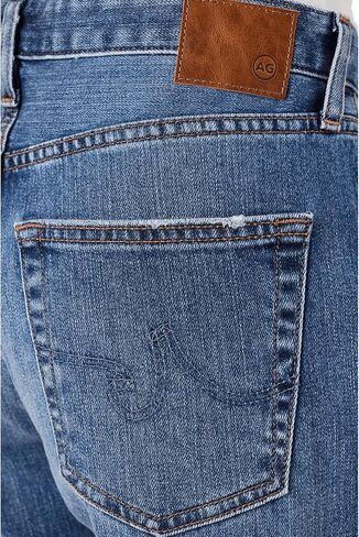 AG Jeans صديقها السابق متوسط ​​الارتفاع ونحيف مترهل في 15 عامًا في براغ in Kuwait