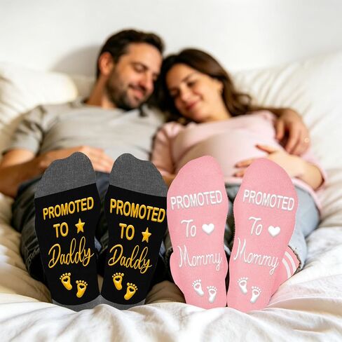 Juesly New Parents Gifts for Couples, Gender Reveal Gifts for Mommy and Daddy to be, Socks Set Includes Two Pairs of Socks in Saudi Arabia