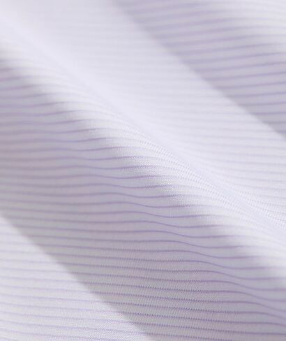 Vineyard Vines St. Jean Stripe Sankaty Performance Polo، قبعة بيضاء/ليلك، L in Kuwait