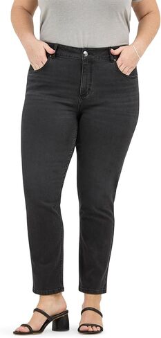 Lee Women's Plus Size Legendary 26" Straight Crop Jean in Kuwait