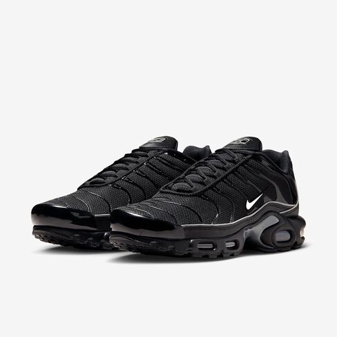 حذاء Nike Air Max Plus OG للرجال مع لمسات عاكسة للضوء (أسود/أسود/فضي معدني) مقاس 11 in Kuwait