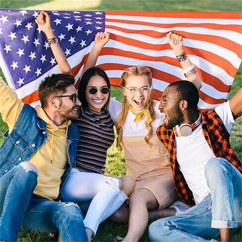 6PCS 4th of July Patriotic Bracelets, USA Flag Star Beaded Stretch Stackable Bracelets for Memorial Day 250th Anniversary Decor, Women in Kuwait