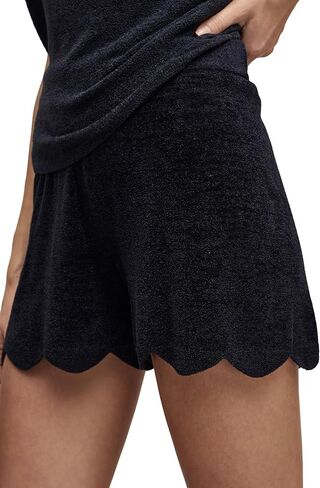 شورت Barefoot Dreams® CozyChic Ultra Lite® Scallop in Kuwait