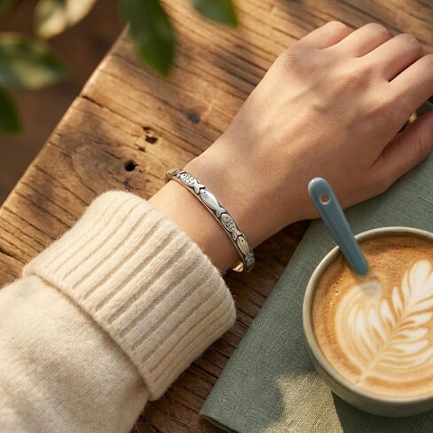 1 Piece Silver Fish Bangles Bracelets for Women, Silver Open Cuff Adjustable Textured Fish Bracelet For Women Men Sealife Lovers Statement Jewelry Accessory in Kuwait