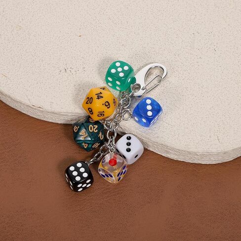 Lucky Dice Keychain Y2K Style Charm لطيف على ظهره محفظة معلقة ملحقات للحقائب والمفاتيح وحقائب الظهر in Kuwait
