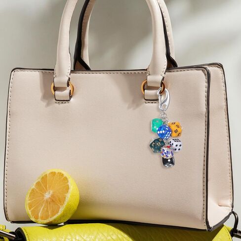 Lucky Dice Keychain Y2K Style Charm لطيف على ظهره محفظة معلقة ملحقات للحقائب والمفاتيح وحقائب الظهر in Kuwait