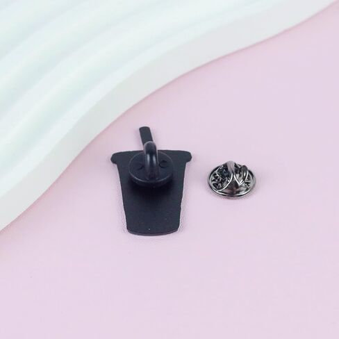 I Like My Coffee Icy And My Books Spicy Pin Brooch, Smut Book Lover Enamel Pin, Gift For Spicy Reader Ice Coffee Lover Dark Romance Reader Bookworm, Caffeine And Reading Brooches, Cold Brew Lapel Badge, Smutty Accessories in Kuwait