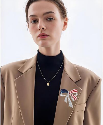 حجر الراين Bowknot الولايات المتحدة الأمريكية العلم بروش دبوس للنساء مطلية بالذهب نجمة زرقاء حمراء المينا 4th من يوليو الأمريكية الوطنية ميدالية دبابيس اللباس الملحقات الاستقلال يوم الانتخابات الرئاسية in Kuwait